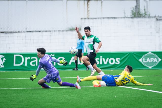 Liderança reforçada e tabela cada vez mais apertada na 23ª jornada