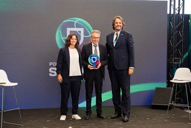 AF Aveiro marca presença no Portugal Football Summit e apresenta novo projeto social