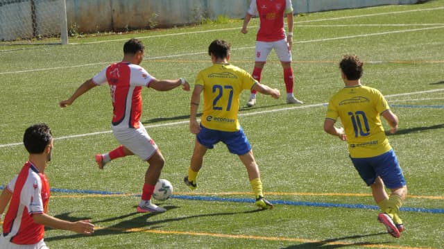 1.ª Divisão Distrital: 43 golos e arranques avassaladores na 1.ª Jornada