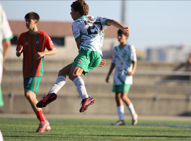 Goleadas e eficácia ofensiva marcam arranque da 1.ª Divisão Sub-17