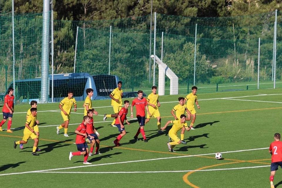 Nogueirense fica a um ponto do play-off