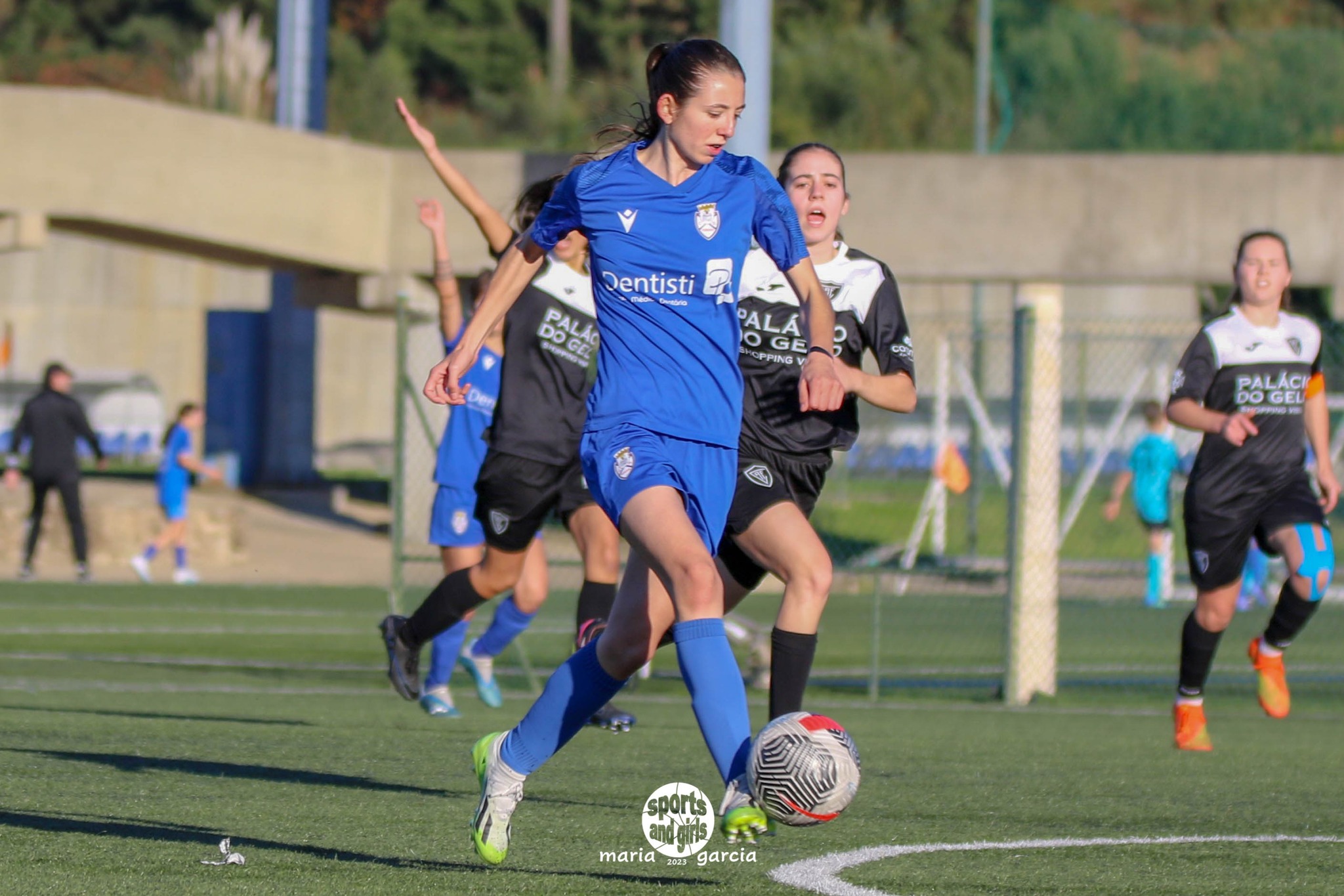 Nacional vence Feirense 